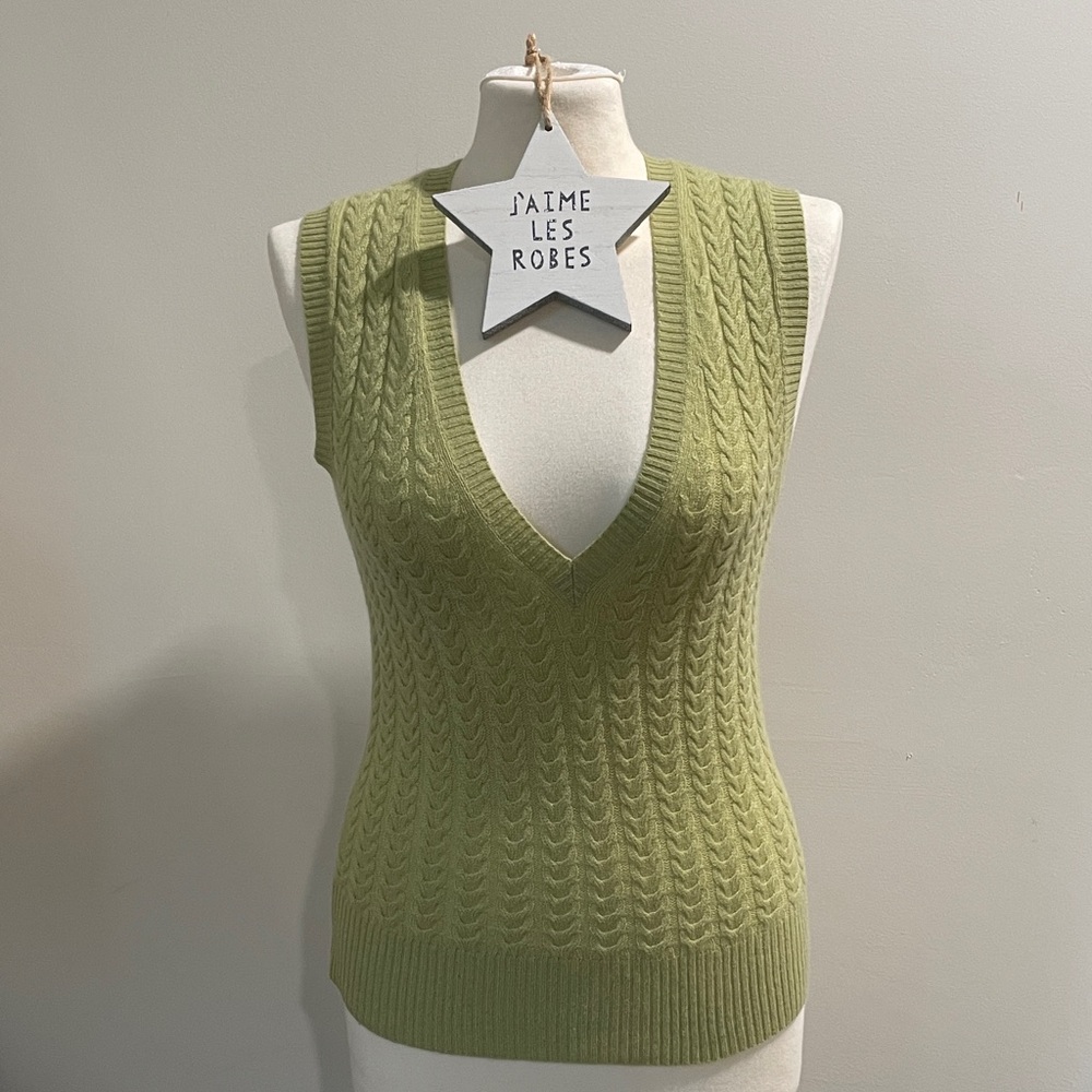 THEORY Celery Green Cashmere Cable V-Neck Sweater Vest